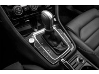 2016 Volkswagen Golf Sportwagon 1.8 TSI Comfortline (M5) Exterior Shot 12