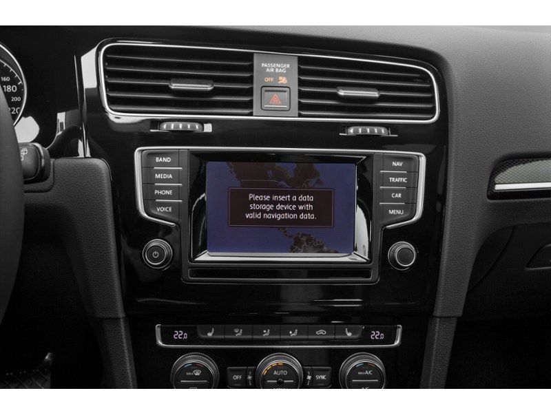 2016 Volkswagen Golf Sportwagon 1.8 TSI Comfortline (M5) Interior Shot 9