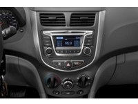 2017 Hyundai Accent GLS (A6) Interior Shot 2