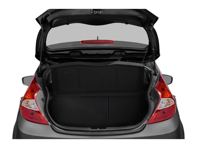 2016 Hyundai Accent GL (A6) Exterior Shot 4