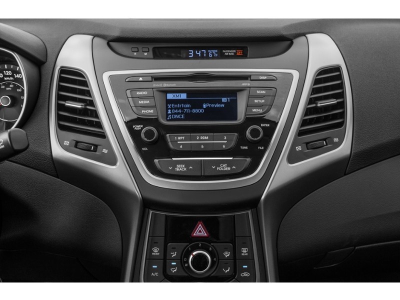2014 Hyundai Elantra GL (A6) Interior Shot 2