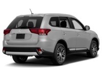 2018 Mitsubishi Outlander ES Exterior Shot 2