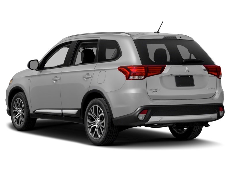 2018 Mitsubishi Outlander ES Exterior Shot 10