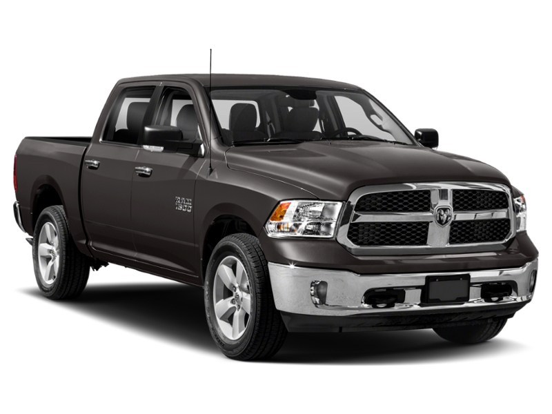 2015 RAM 1500 SLT Exterior Shot 9