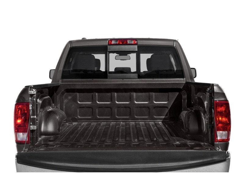 2015 RAM 1500 SLT Exterior Shot 4