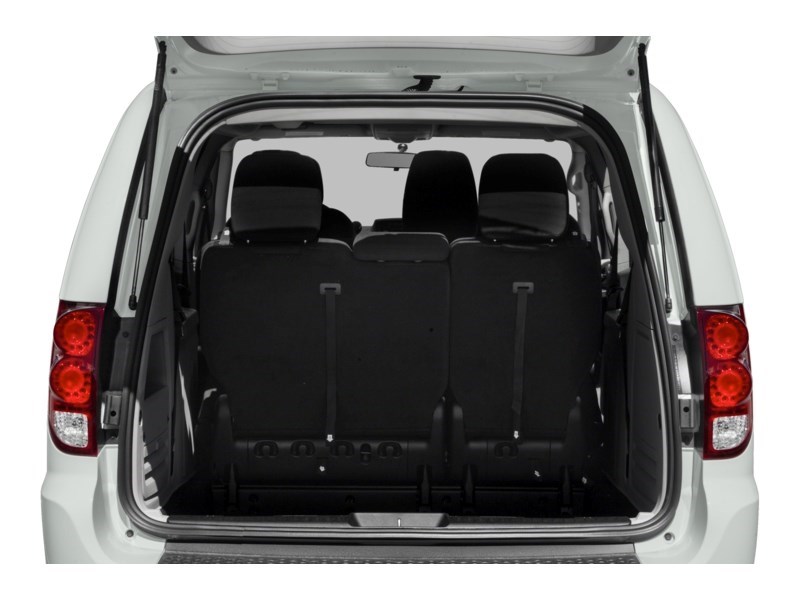 2016 Dodge Grand Caravan SE/SXT Exterior Shot 4