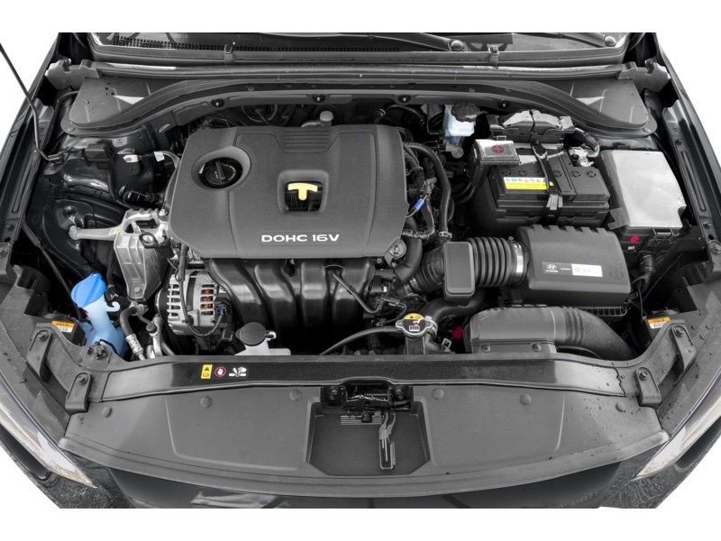 2017 Hyundai Elantra 4dr Sdn Auto GL Exterior Shot 3