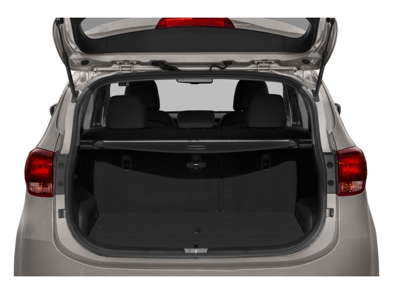 2017 Kia Rondo L (A6) Exterior Shot 4