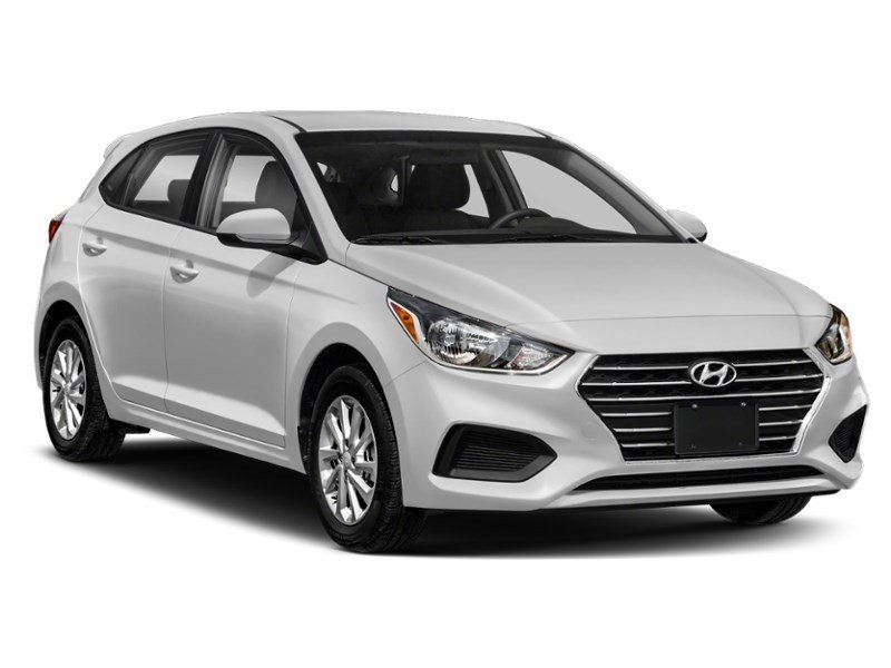 2019 Hyundai Accent Preferred (A6) Exterior Shot 8