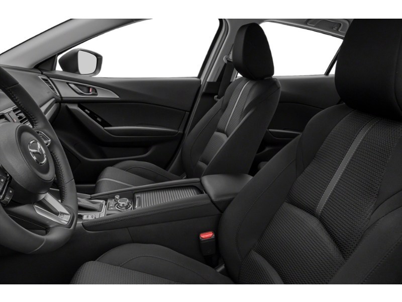 2018 Mazda Mazda3 GS (M6) Interior Shot 4