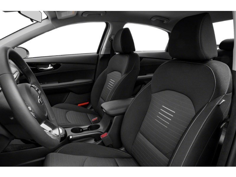 2020 Kia Forte EX Interior Shot 4