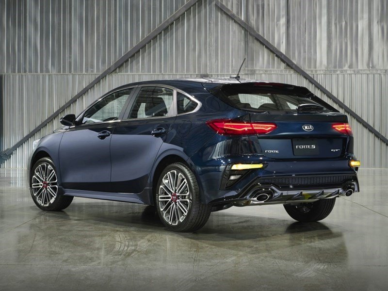 2021 Kia Forte5 5 GT Limited OEM Shot 3