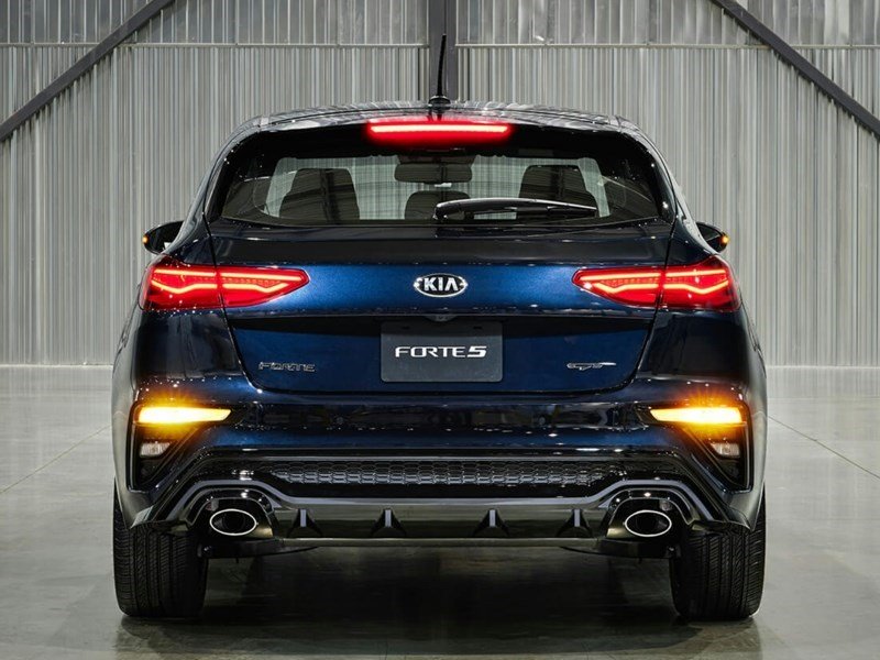 2021 Kia Forte5 5 GT Limited OEM Shot 5