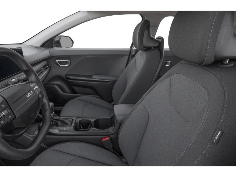 2025 Kia K4 LX Interior Shot 4