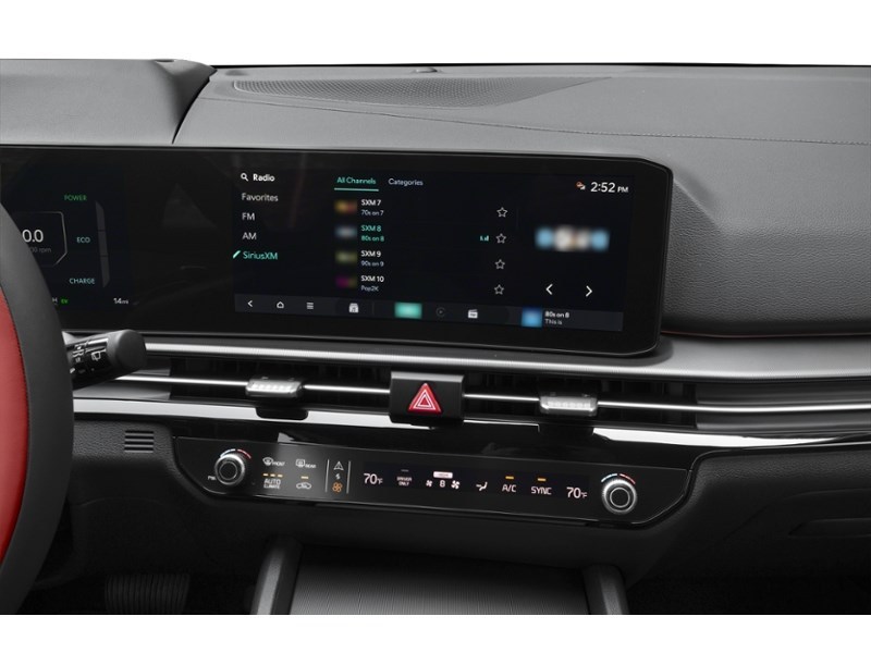 2027 Kia Sportage HEV SX Interior Shot 2