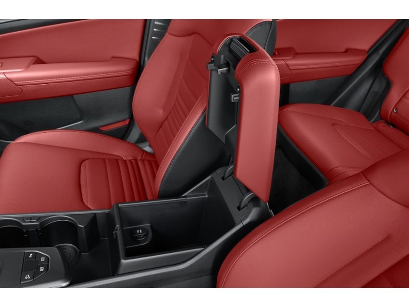 2026 Kia Sportage HEV SX Interior Shot 7