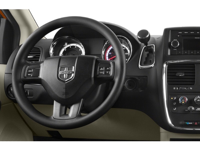 2014 Dodge Grand Caravan SE/SXT Interior Shot 2