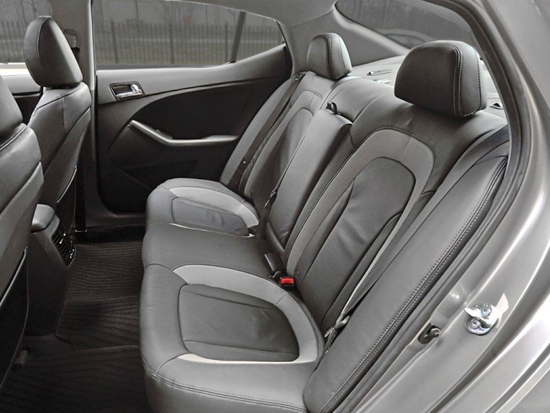 2013 Kia Optima LX (M6) OEM Shot 6