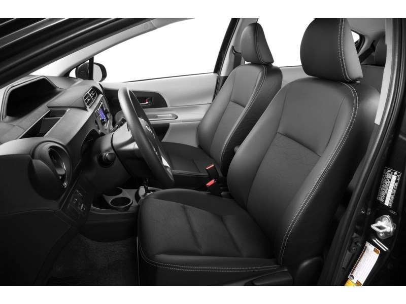 2014 Toyota Prius c Technology Interior Shot 5