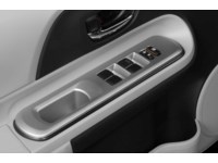 2014 Toyota Prius c Technology Exterior Shot 10