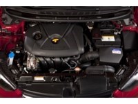 2013 Hyundai Elantra GLS (A6) Exterior Shot 3