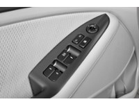 2013 Kia Optima LX (M6) Exterior Shot 11