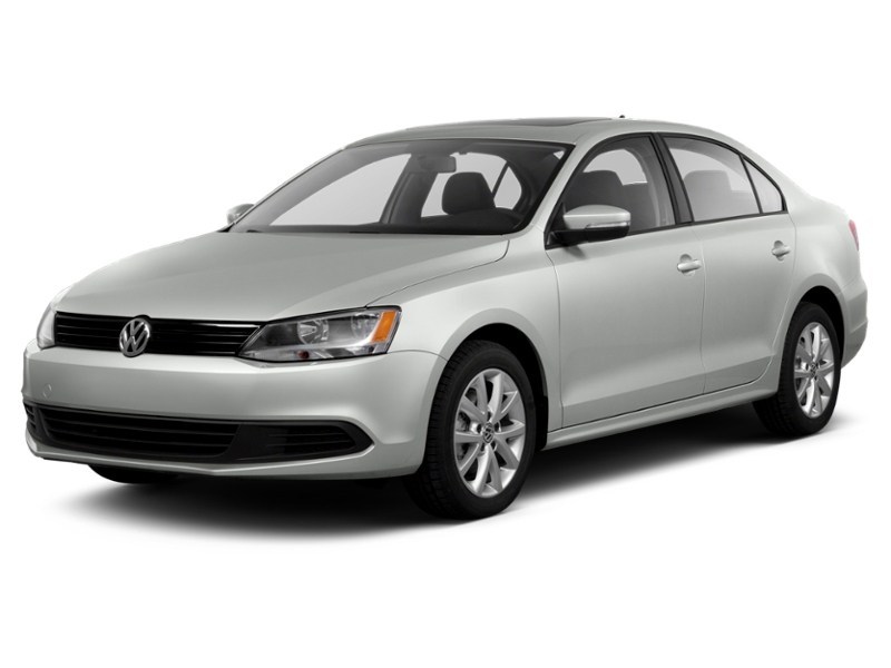 2013 Volkswagen Jetta 2.0L Trendline (M5) Exterior Shot 1