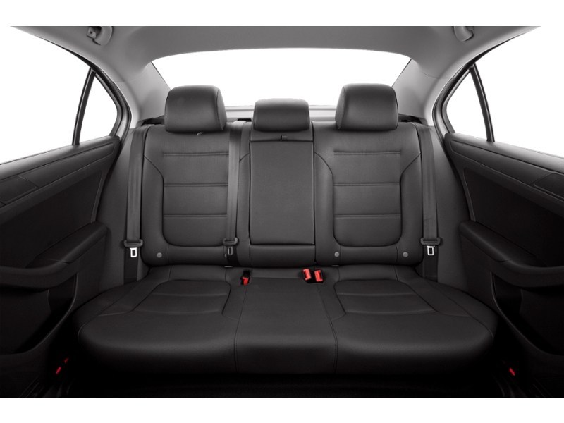 2013 Volkswagen Jetta 2.0L Trendline (M5) Interior Shot 5