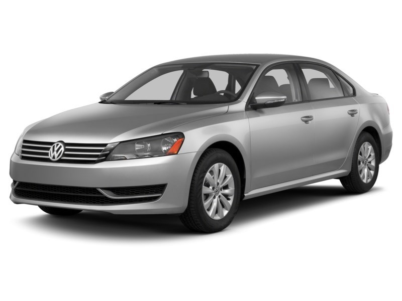 2013 Volkswagen Passat 2.5L Trendline (M5) Exterior Shot 1