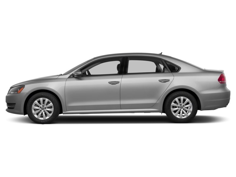 2013 Volkswagen Passat 2.5L Trendline (M5) Exterior Shot 7