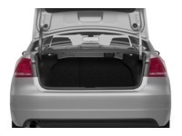 2013 Volkswagen Passat 2.5L Trendline (M5) Exterior Shot 4