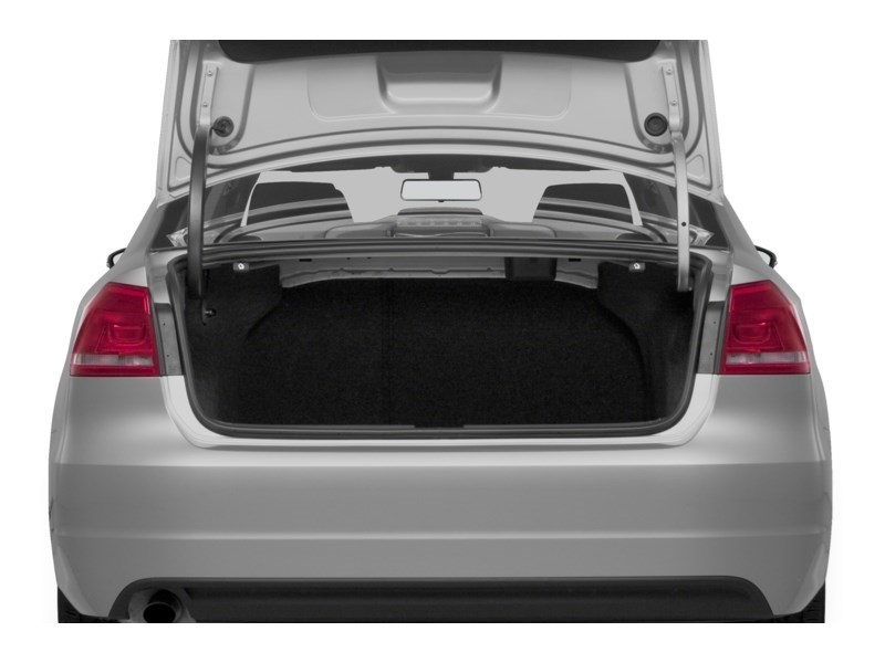 2013 Volkswagen Passat 2.5L Trendline (M5) Exterior Shot 4