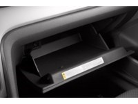 2013 Volkswagen Passat 2.5L Trendline (M5) Interior Shot 3