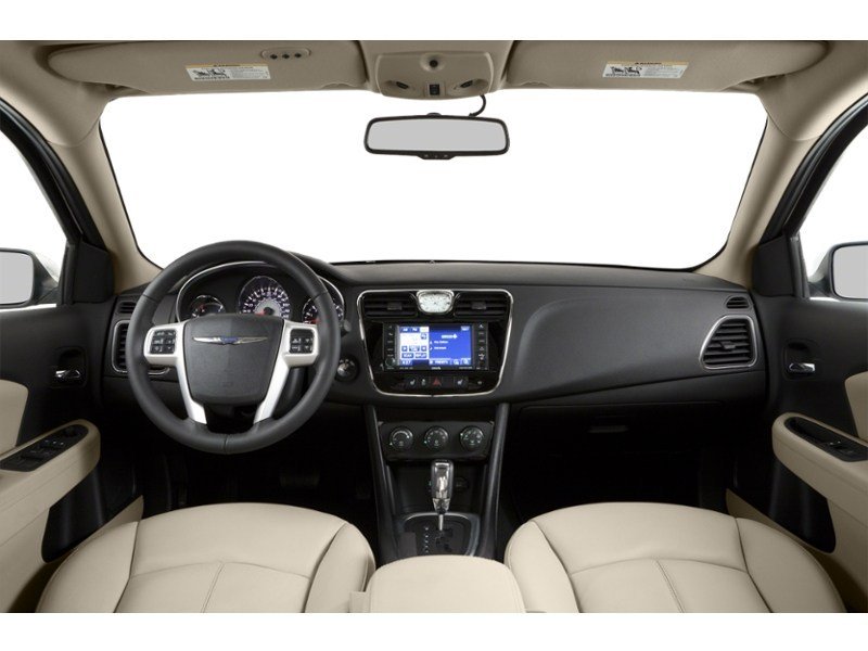 2014 Chrysler 200 LX Interior Shot 7