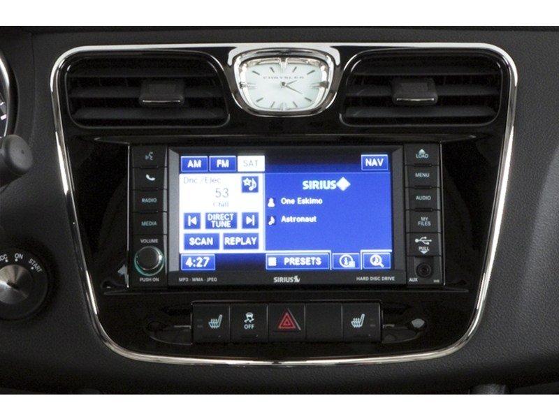 2014 Chrysler 200 LX Interior Shot 2