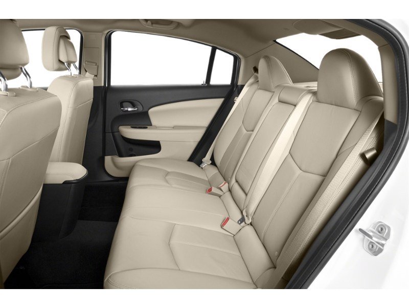 2014 Chrysler 200 LX Interior Shot 6