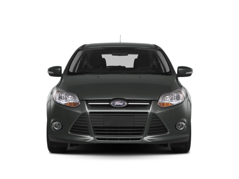 2014 Ford Focus SE Exterior Shot 6