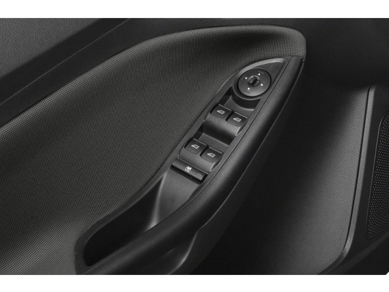 2014 Ford Focus SE Exterior Shot 10