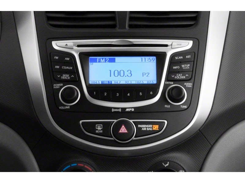 2014 Hyundai Accent GL (A6) Interior Shot 1