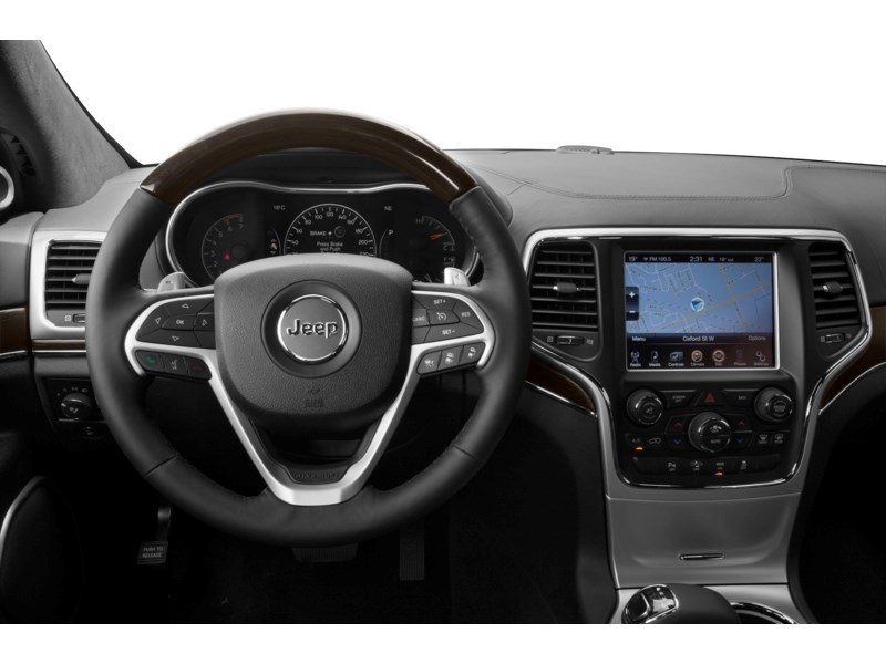 2016 Jeep Grand Cherokee Summit Interior Shot 3