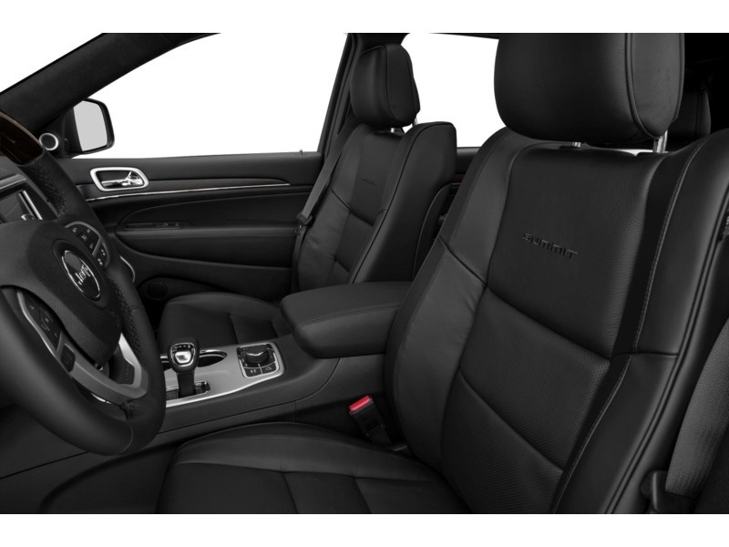 2016 Jeep Grand Cherokee Summit Interior Shot 5