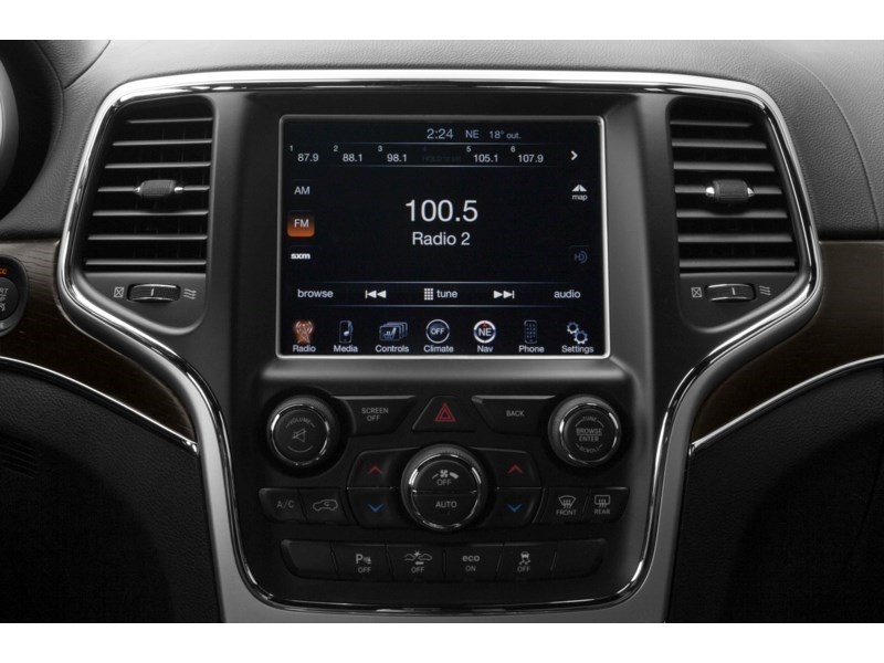 2016 Jeep Grand Cherokee Summit Interior Shot 2