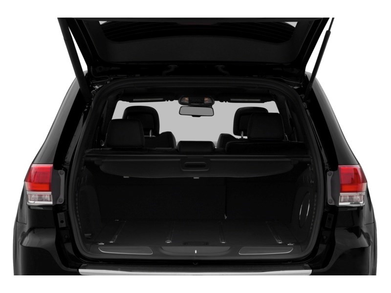 2016 Jeep Grand Cherokee Summit Exterior Shot 4