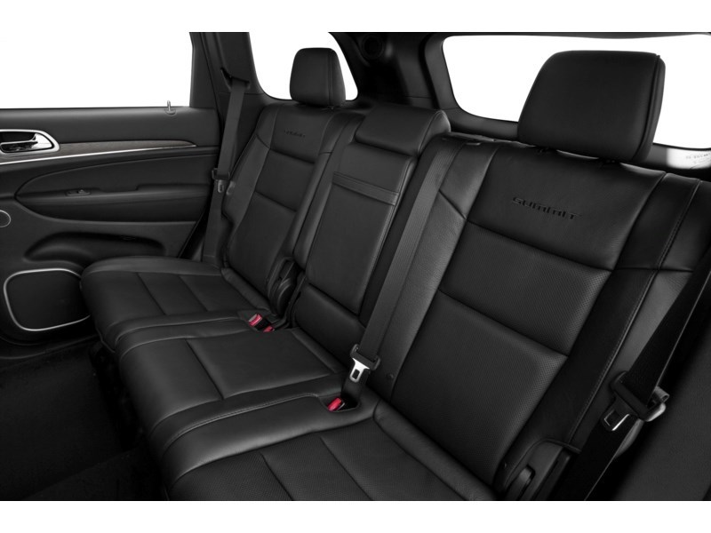 2016 Jeep Grand Cherokee Summit Interior Shot 6