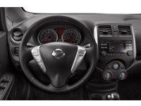 2014 Nissan Versa Note 1.6 SL (CVT) Interior Shot 3