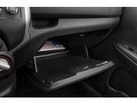 2014 Nissan Versa Note 1.6 SL (CVT) Interior Shot 4