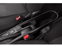 2014 Nissan Versa Note 1.6 SL (CVT) Interior Shot 8