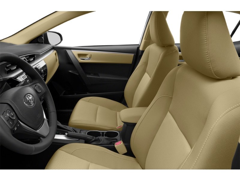 2016 Toyota Corolla LE (CVT) Interior Shot 5