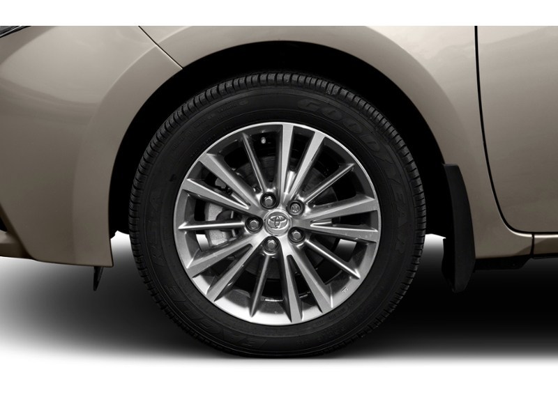 2016 Toyota Corolla LE (CVT) Exterior Shot 5