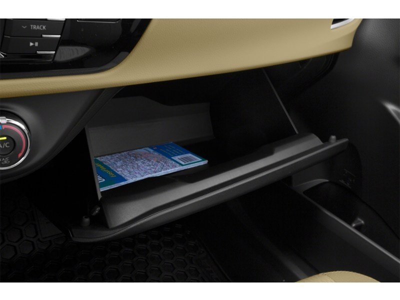 2016 Toyota Corolla LE (CVT) Interior Shot 4